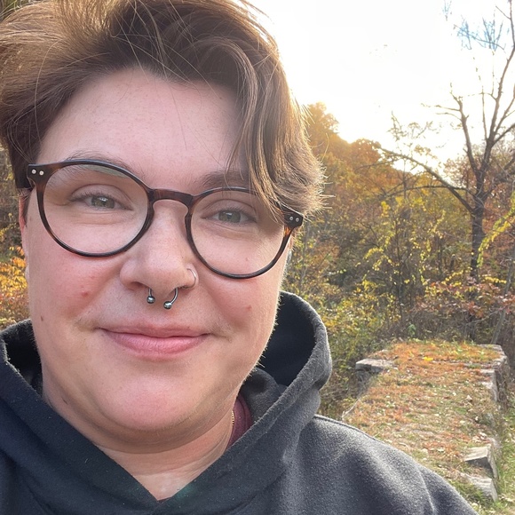 Meet your Posher, Elliot - Picture 1 of 1